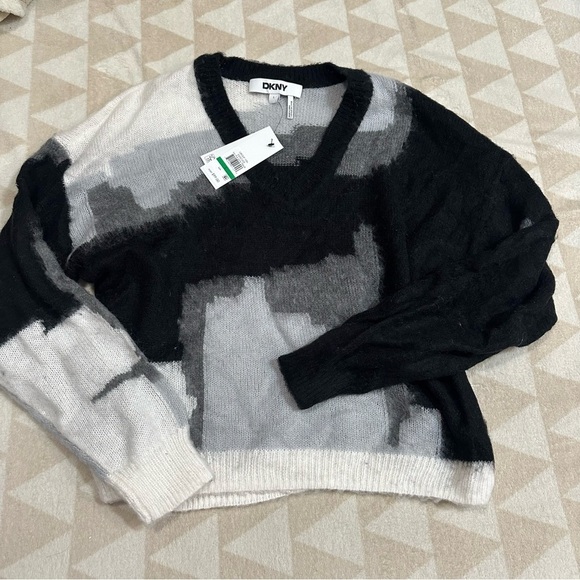 DKNY
Colorblock Sweater - Picture 3 of 5